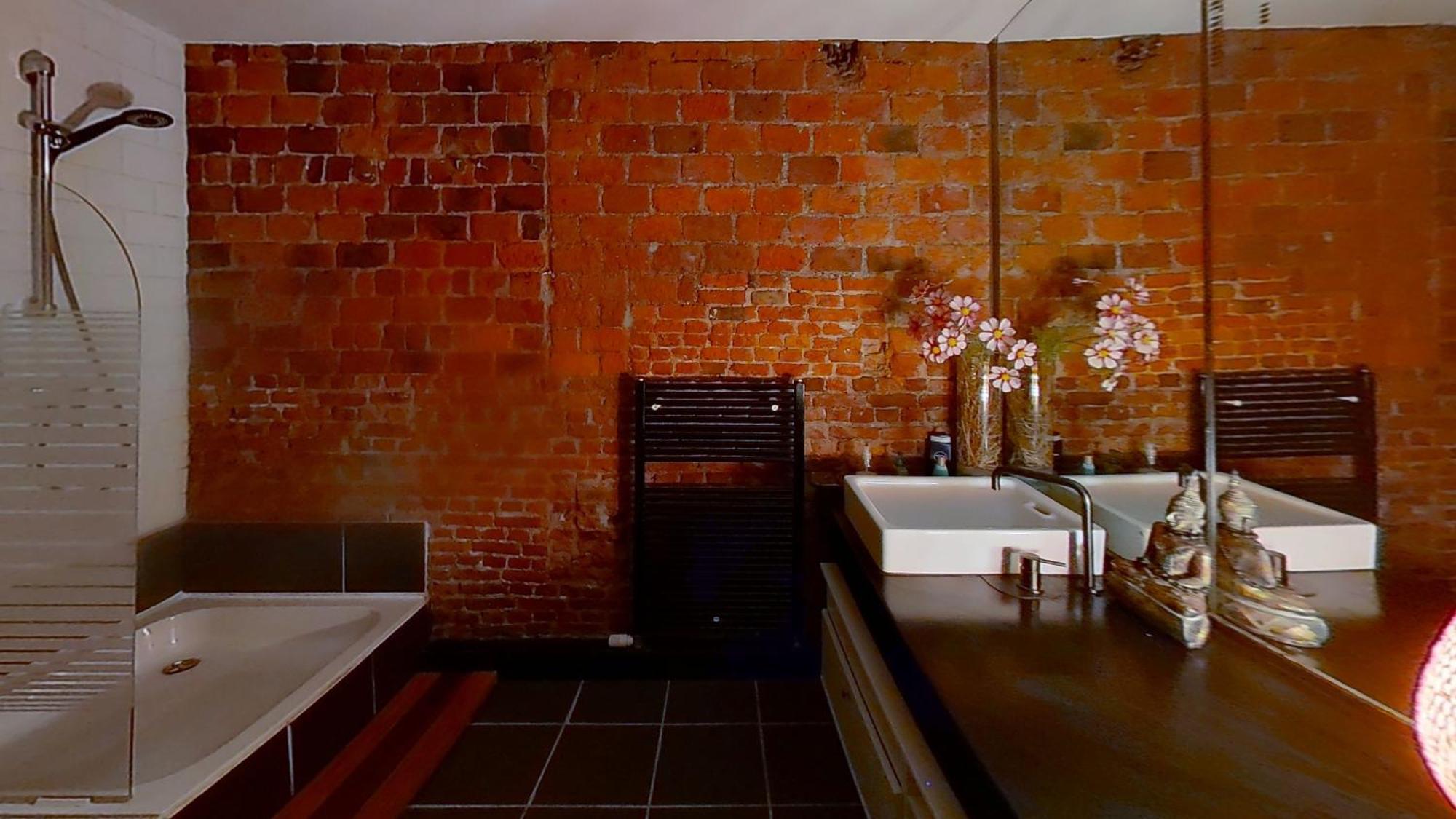 Apartment And Cosy Place With Jacuzzi And Sauna To Relax In The Centre Of *